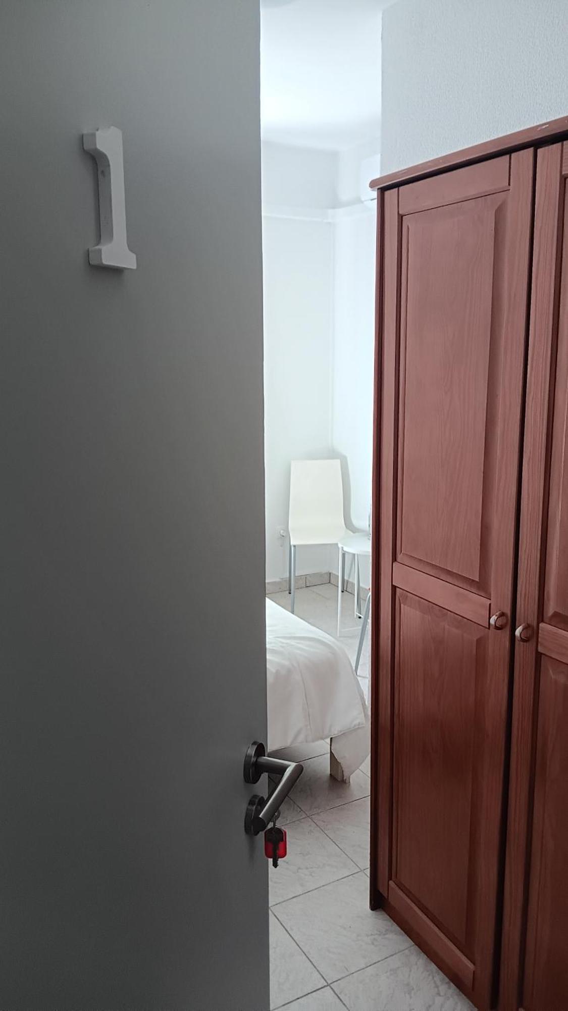 La Rampa Beach B&B Ольюш-ди-Агуа  Экстерьер фото